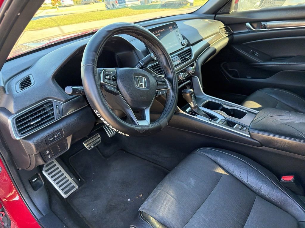 Used 2018 Honda Accord Sport image 7