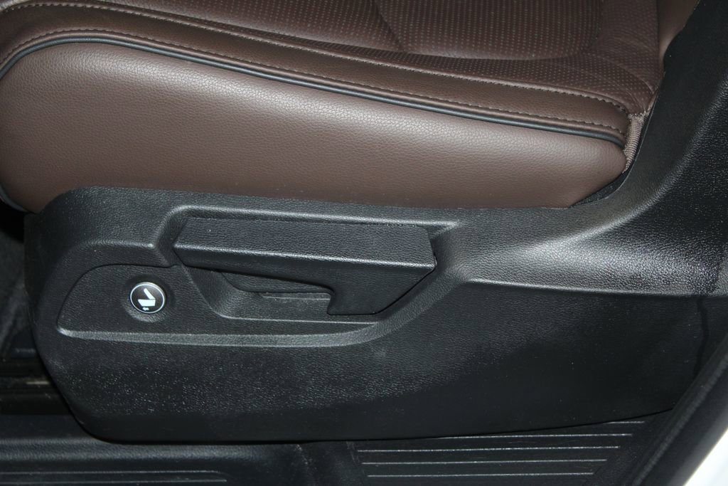 Used 2024 Honda Pilot Elite image 19