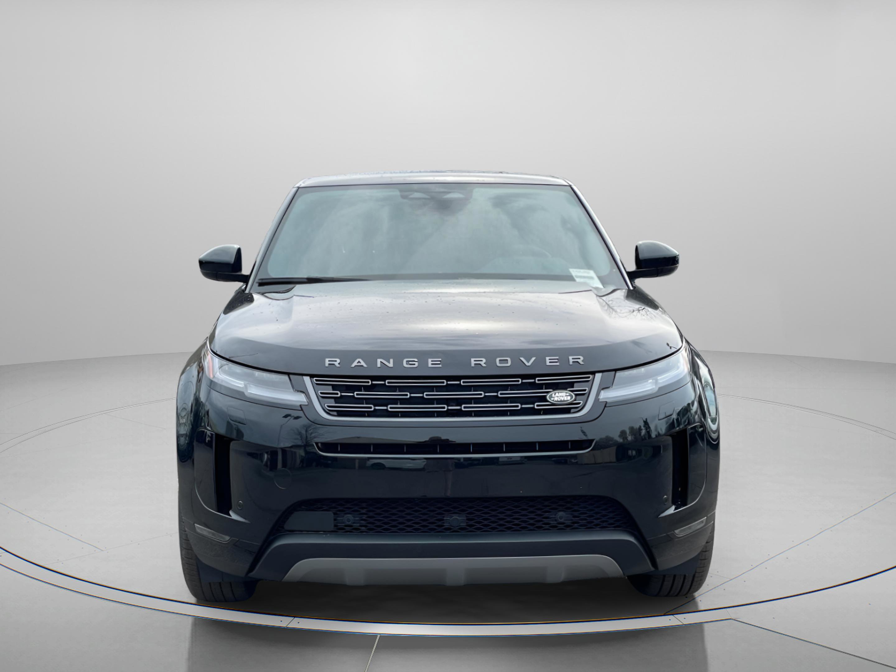 Used 2026 Land Rover Range Rover Evoque S image 8