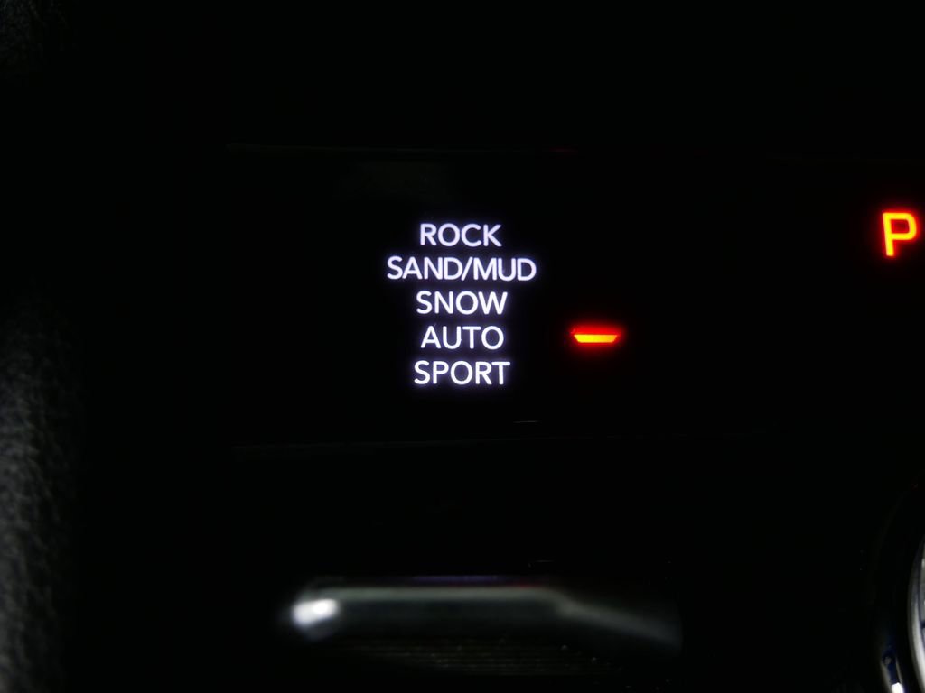 Used 2022 Jeep Grand Cherokee Limited 4xe image 25