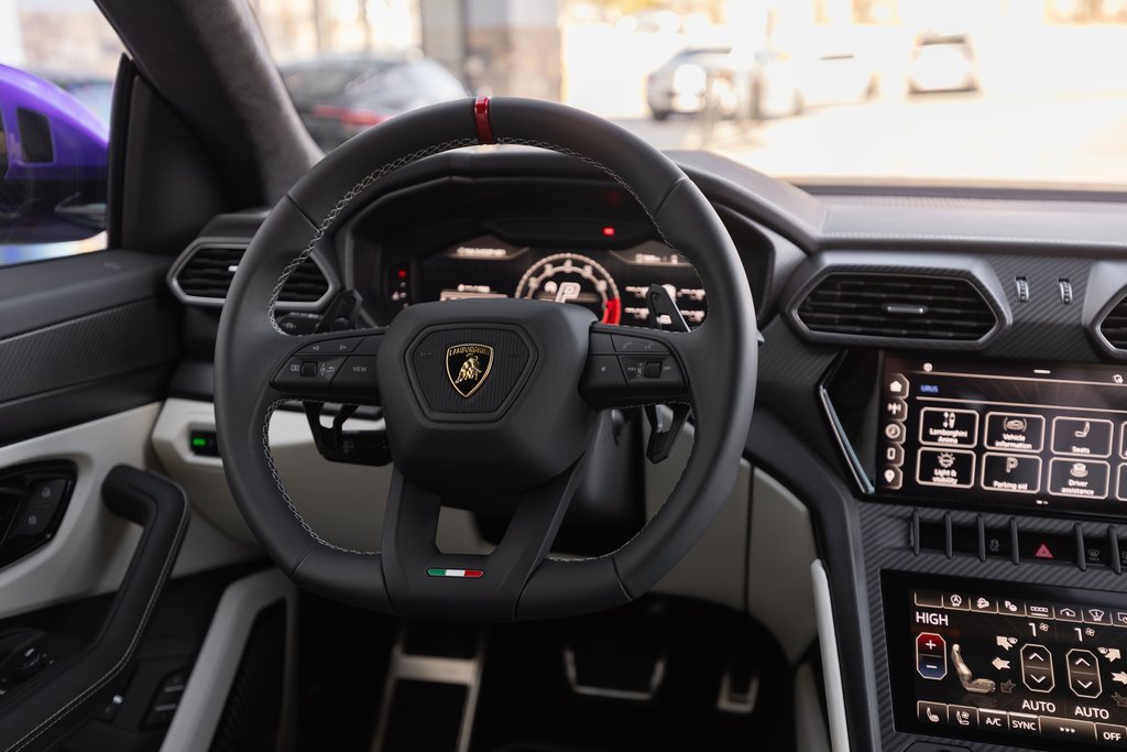 Used 2024 Lamborghini Urus S image 24