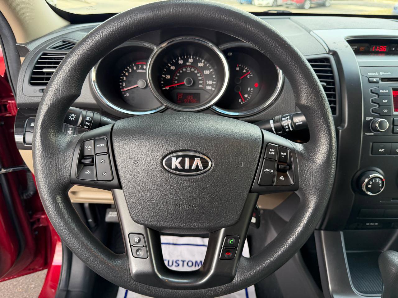 Used 2011 Kia Sorento LX image 11