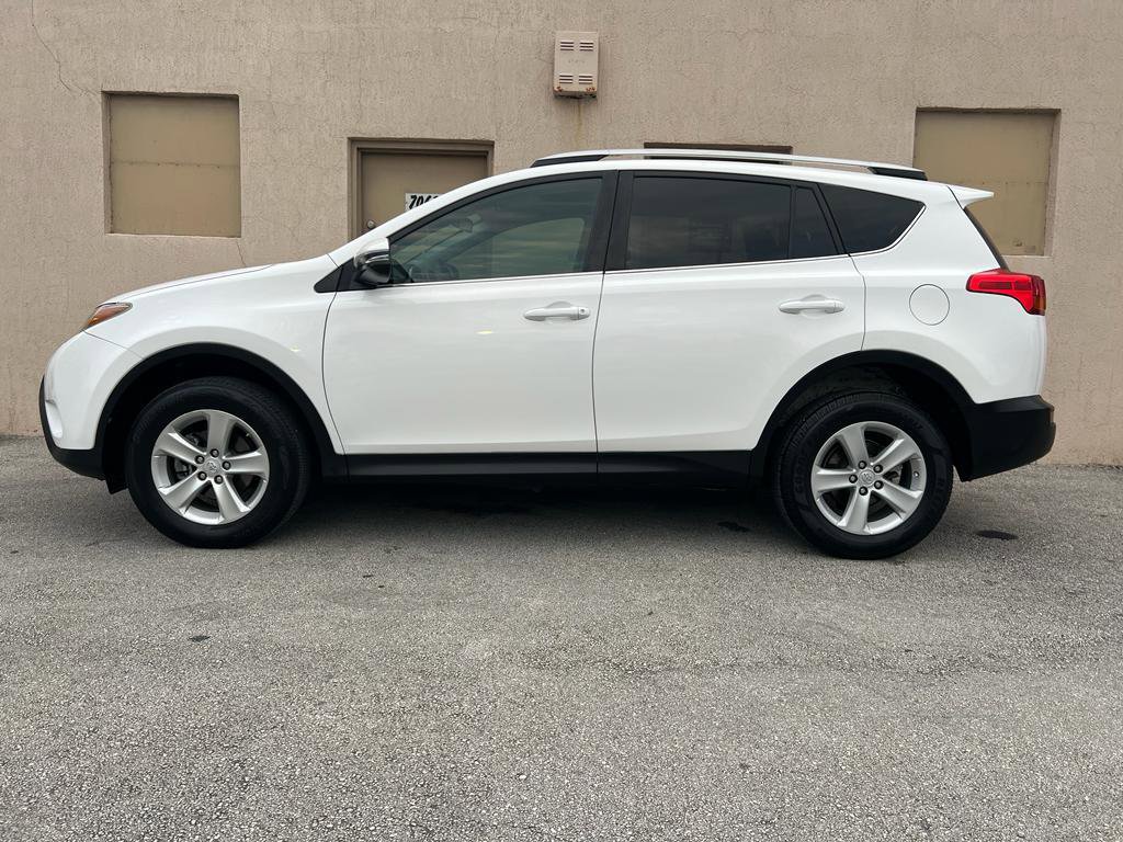 Used 2013 Toyota RAV4 XLE FWD image 17