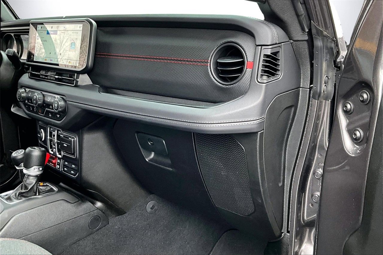 Certified 2025 Jeep Wrangler Unlimited Rubicon image 18