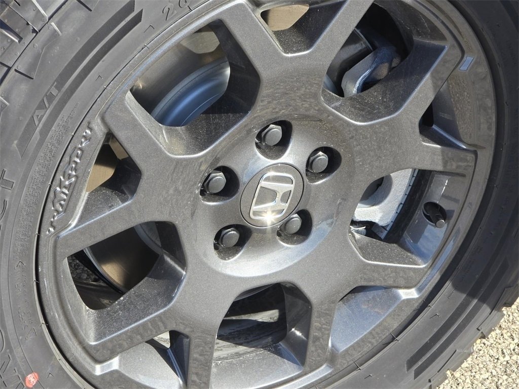 New 2025 Honda Pilot TrailSport image 12