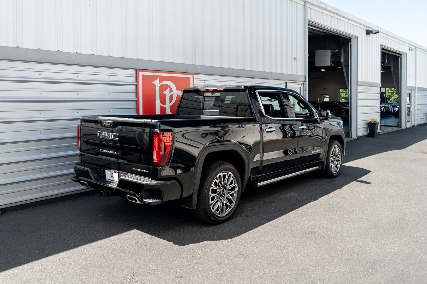 Used 2025 GMC Sierra 1500 Denali Ultimate AWD/4WD image 49