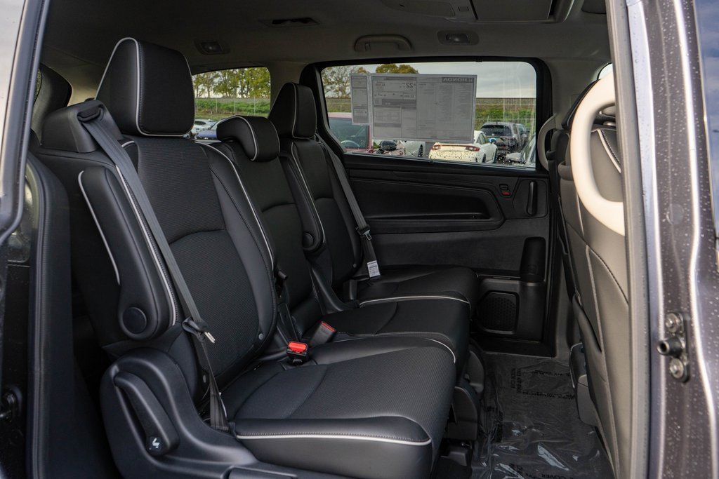 New 2026 Honda Odyssey Elite image 15