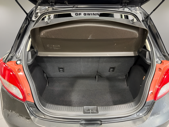 Used 2013 MAZDA MAZDA2 Sport FWD image 27