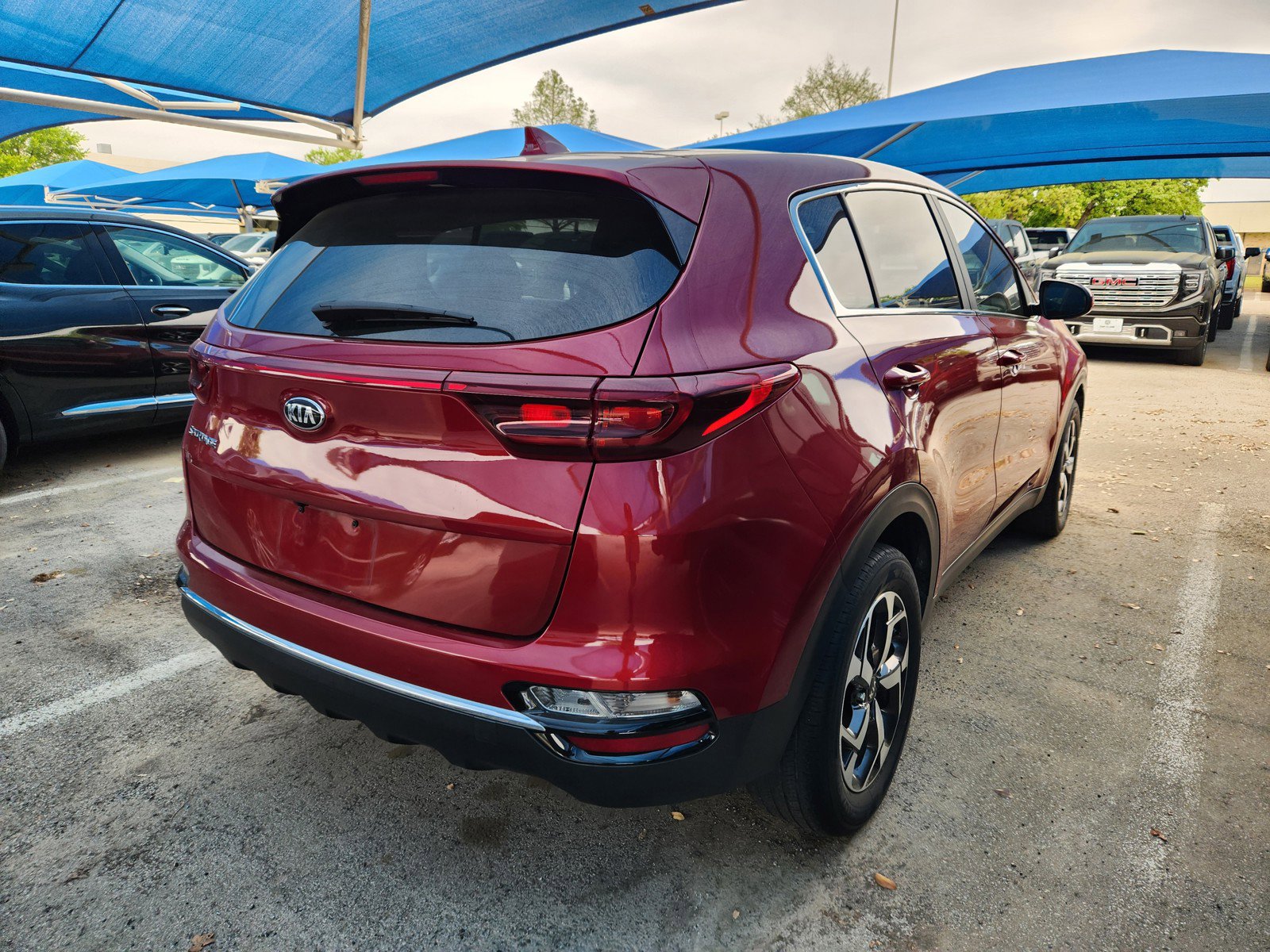 Used 2022 Kia Sportage LX image 4