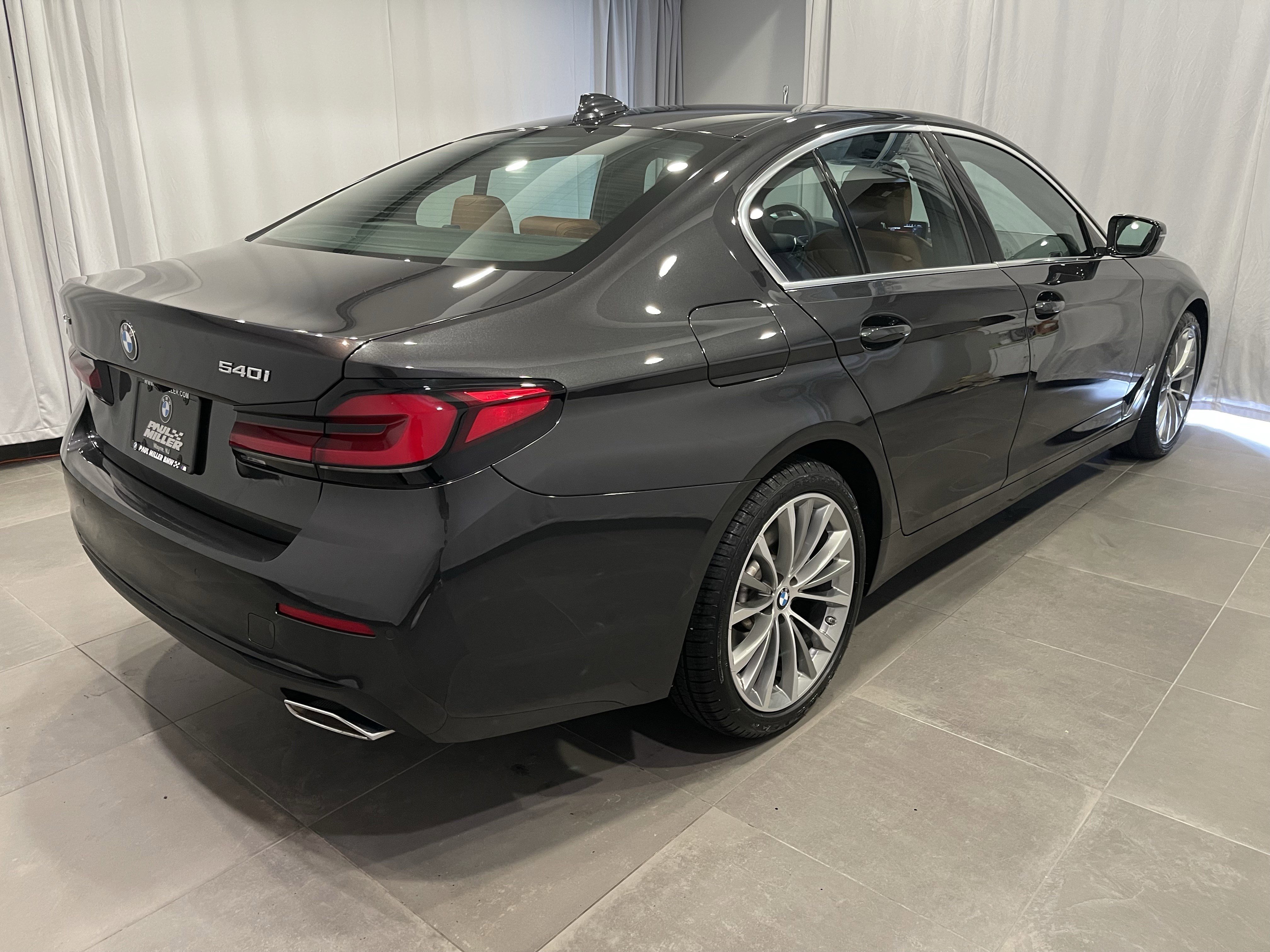 Certified 2023 BMW 540i xDrive w/ Premium Package image 6