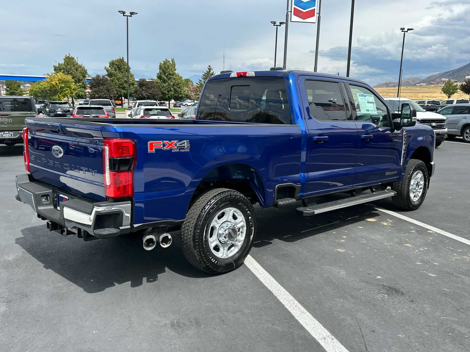 New 2026 Ford F350 XLT w/ XLT Premium Package AWD/4WD image 11