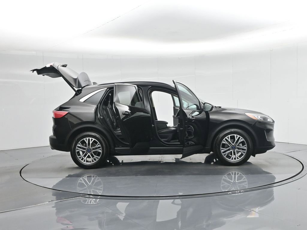 Used 2020 Ford Escape SEL image 5