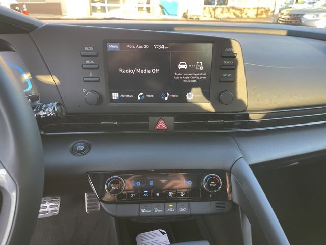 New 2026 Hyundai Elantra Sport FWD image 12
