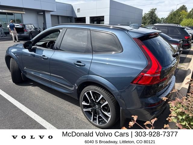 Used 2024 Volvo XC60 T8 Ultimate AWD/4WD image 2