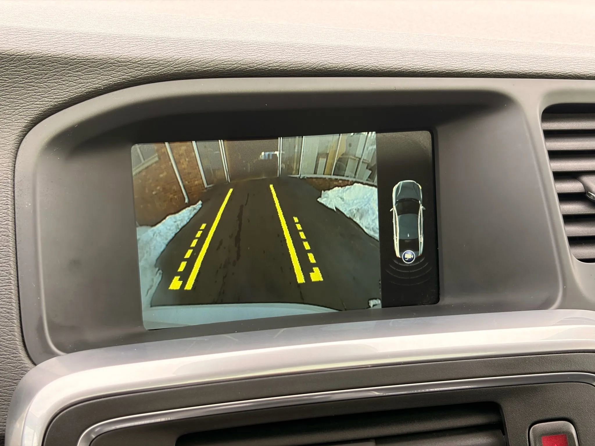 Used 2017 Volvo S60 T5 Dynamic w/ Vision Package image 35