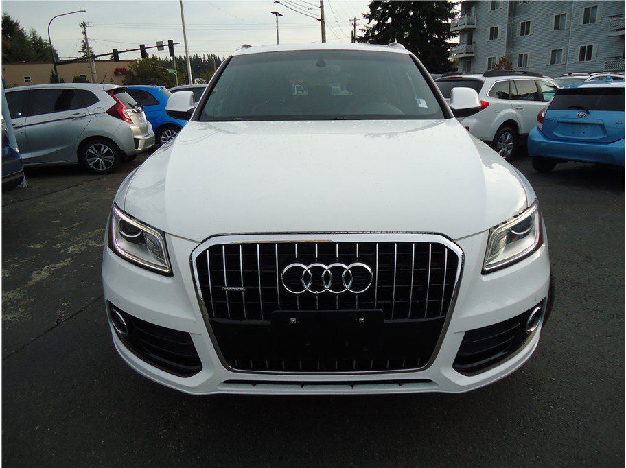 Used 2015 Audi Q5 2.0T Premium Plus w/ Technology Package AWD/4WD image 2