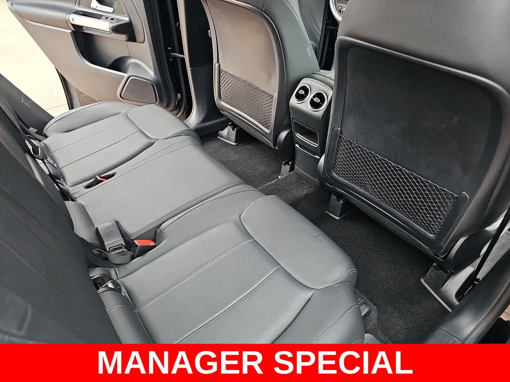 Used 2025 Mercedes-Benz GLB 250 image 11