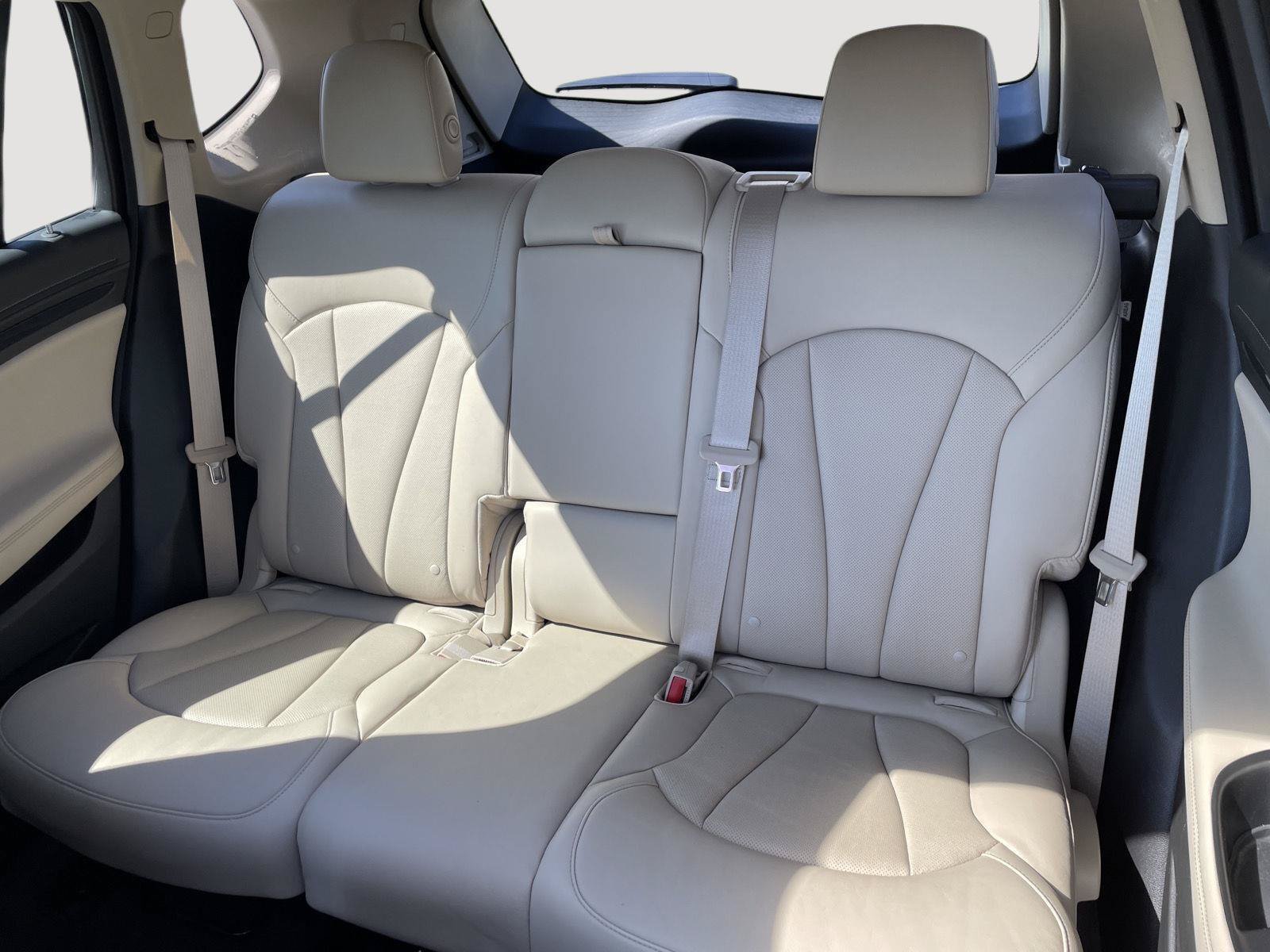Used 2017 Buick Envision Essence w/ LPO, Hit The Road Package FWD image 24