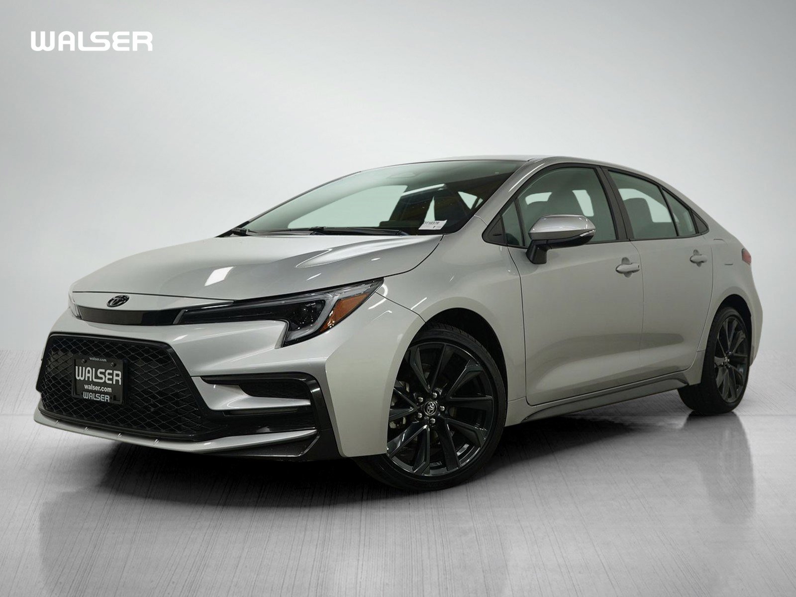 Used 2025 Toyota Corolla SE image 1