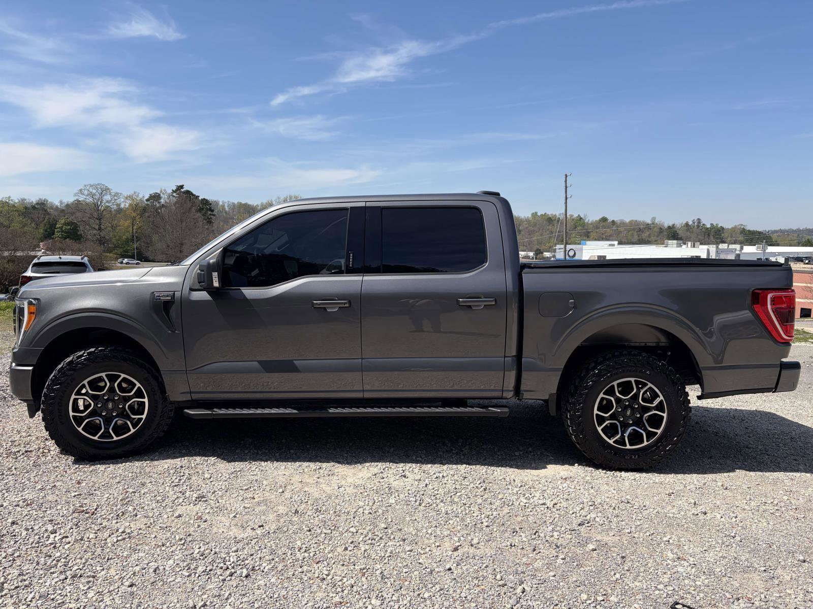 Used 2021 Ford F150 XLT w/ Equipment Group 302A High image 6
