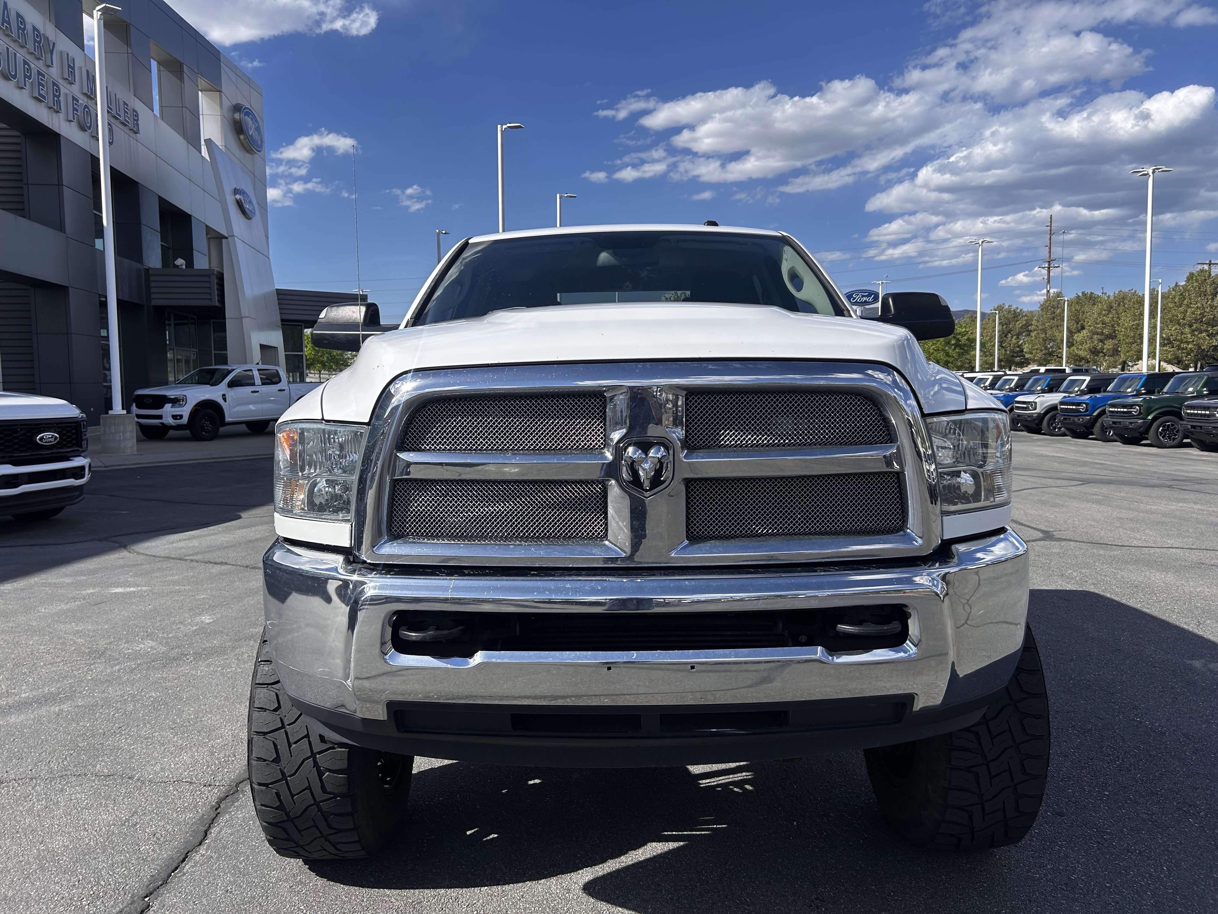Used 2014 RAM 3500 Tradesman w/ Chrome Appearance Group image 8