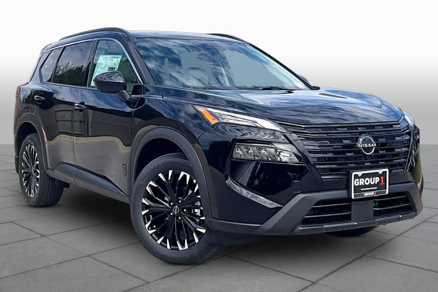New 2027 Nissan Rogue Dark Armor FWD image 2