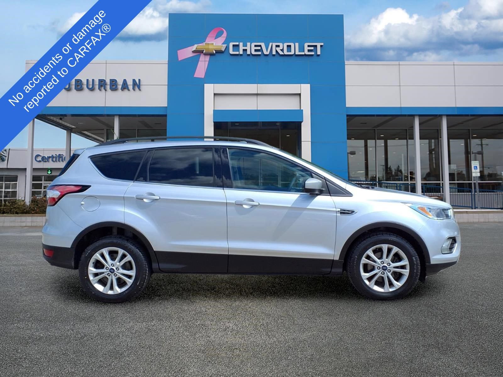 Used 2018 Ford Escape SE w/ SE Sync 3 Package FWD image 4