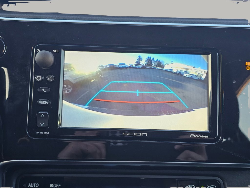 Used 2016 Scion iM Base image 7