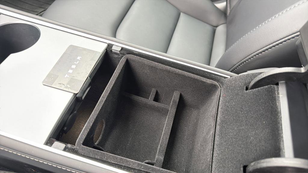 Used 2023 Tesla Model Y Long Range image 24