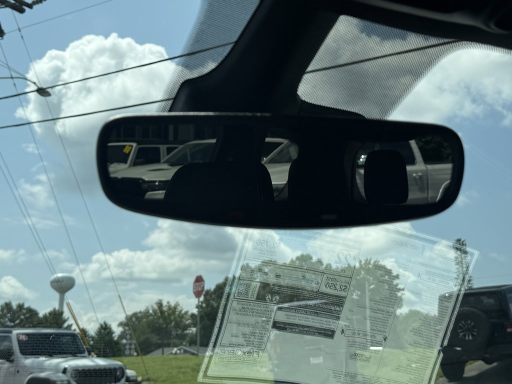 New 2026 Chrysler Pacifica Select image 28