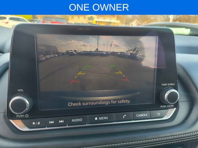 Used 2024 Nissan Rogue SV video 3