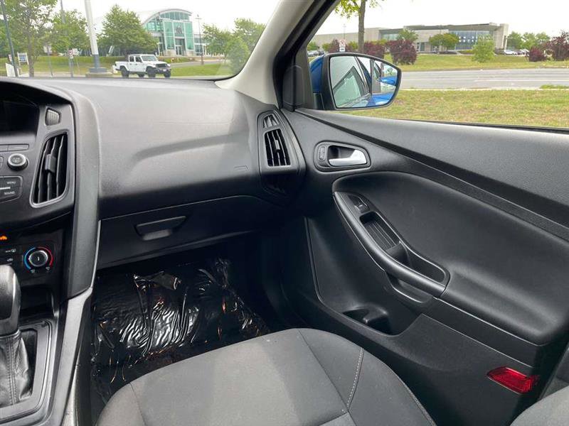 Used 2018 Ford Focus SE FWD image 61