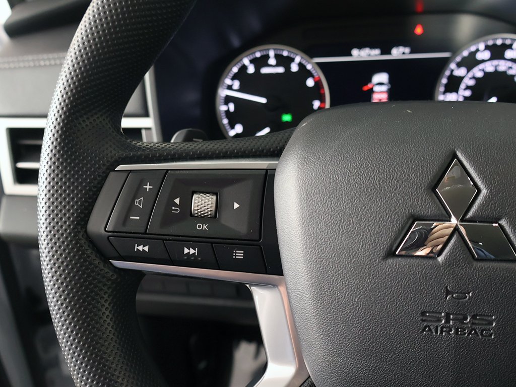 New 2026 Mitsubishi Outlander ES AWD/4WD image 42