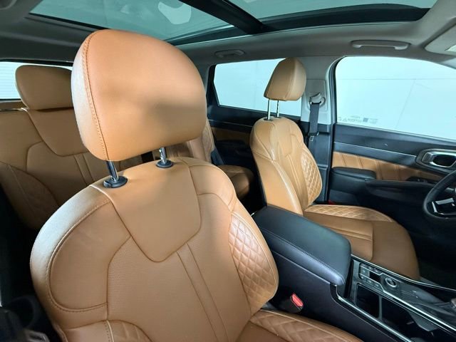 Used 2022 Kia Sorento SX Prestige w/ Rust Color Package image 34