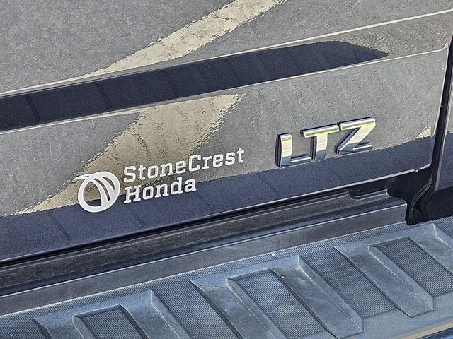 Used 2018 Chevrolet Silverado 1500 LTZ Z71 w/ Centennial Edition AWD/4WD image 38