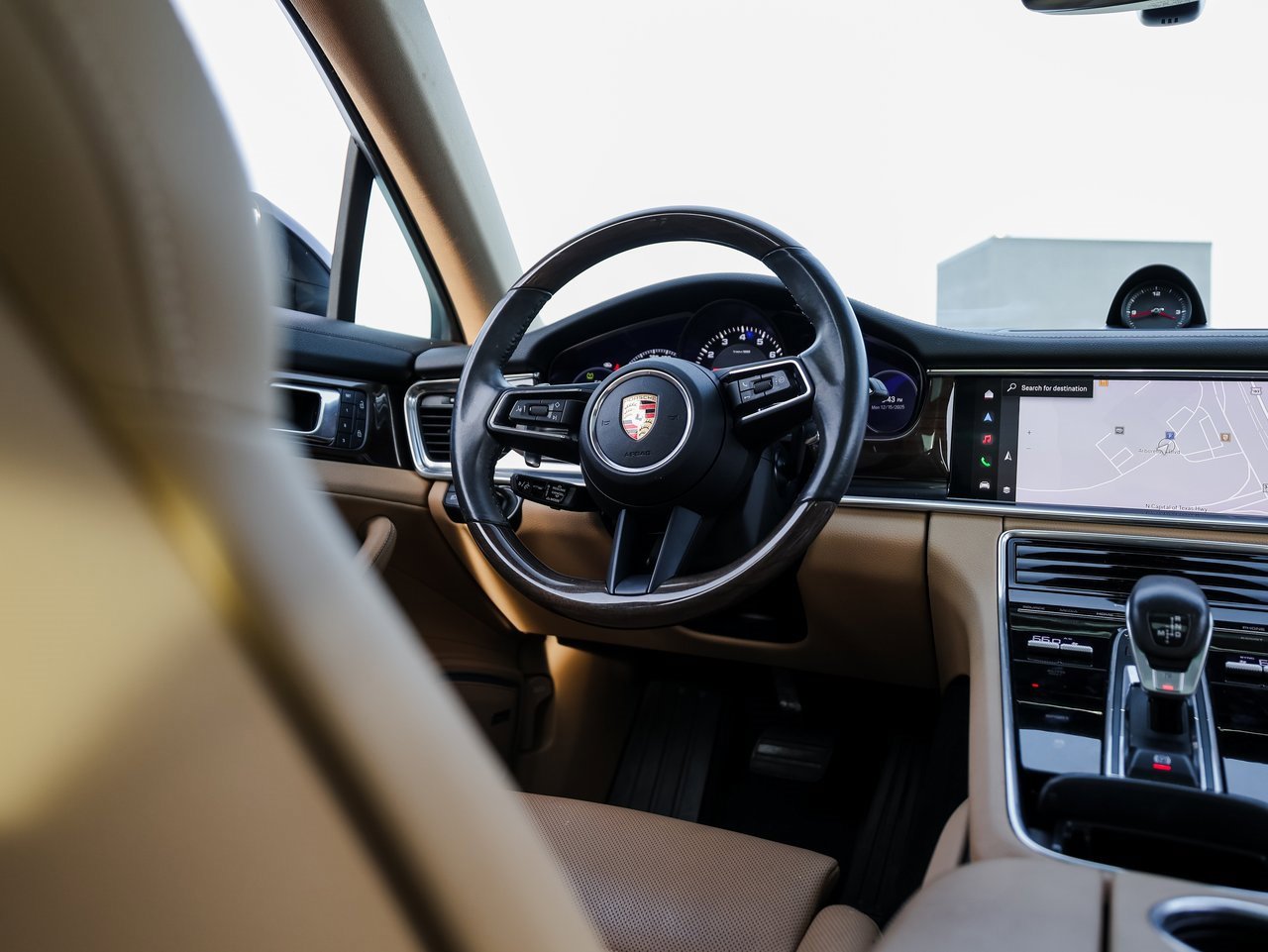 Certified 2023 Porsche Panamera Platinum Edition image 27