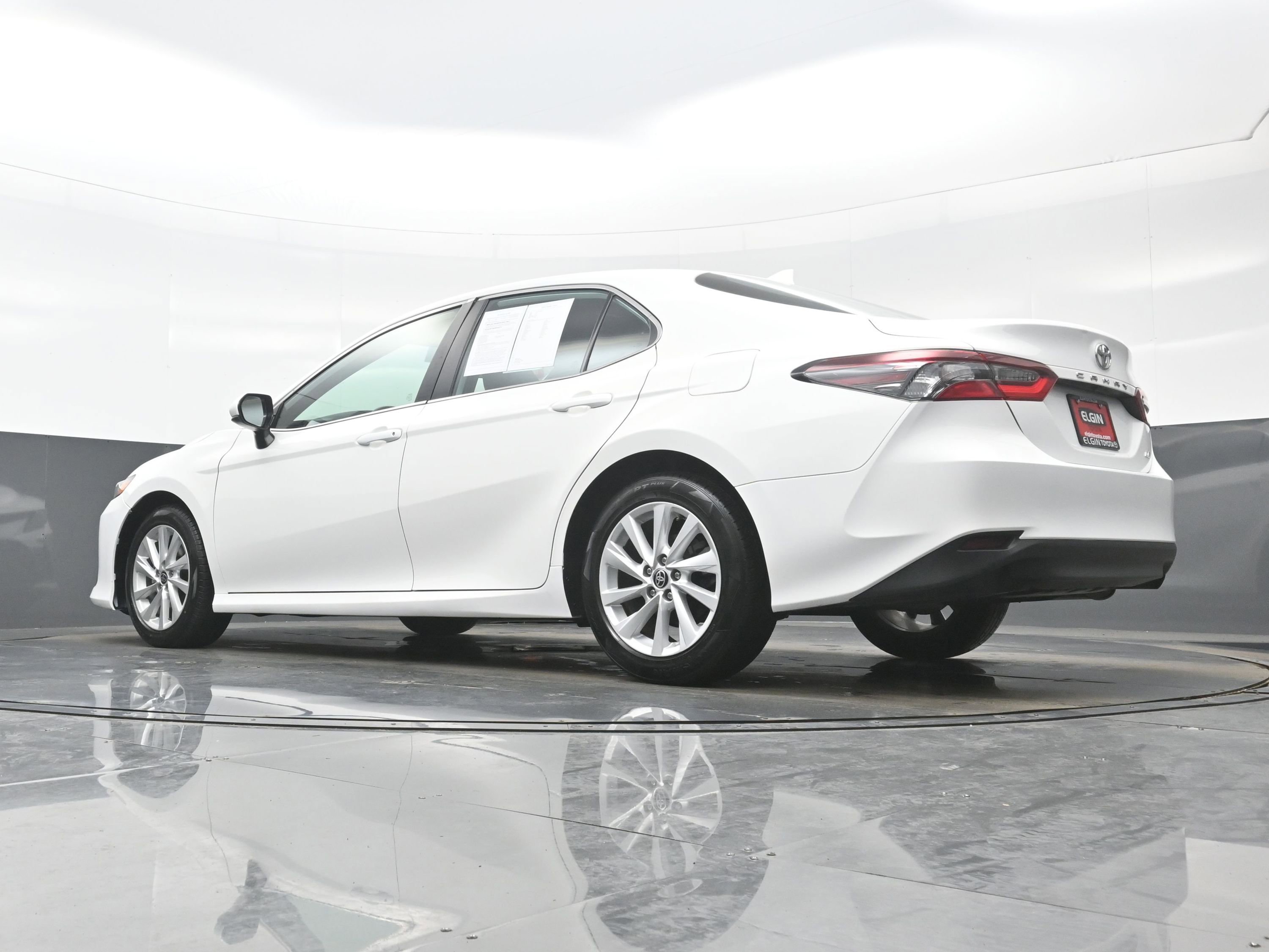 Used 2024 Toyota Camry LE image 29