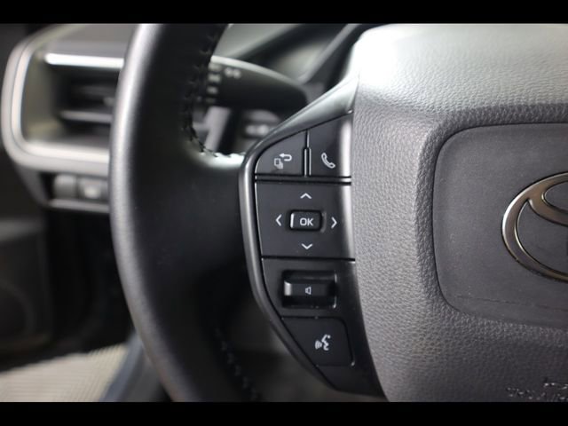 Used 2024 Toyota Prius LE FWD image 22