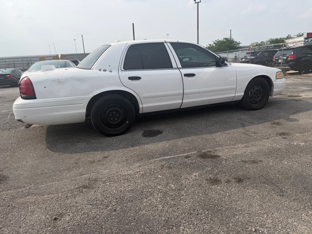 Used 2008 Ford Crown Victoria Police Interceptor RWD image 16