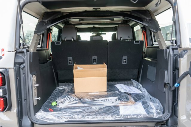 New 2025 Ford Bronco Raptor w/ Interior Carbon Fiber Pack image 8