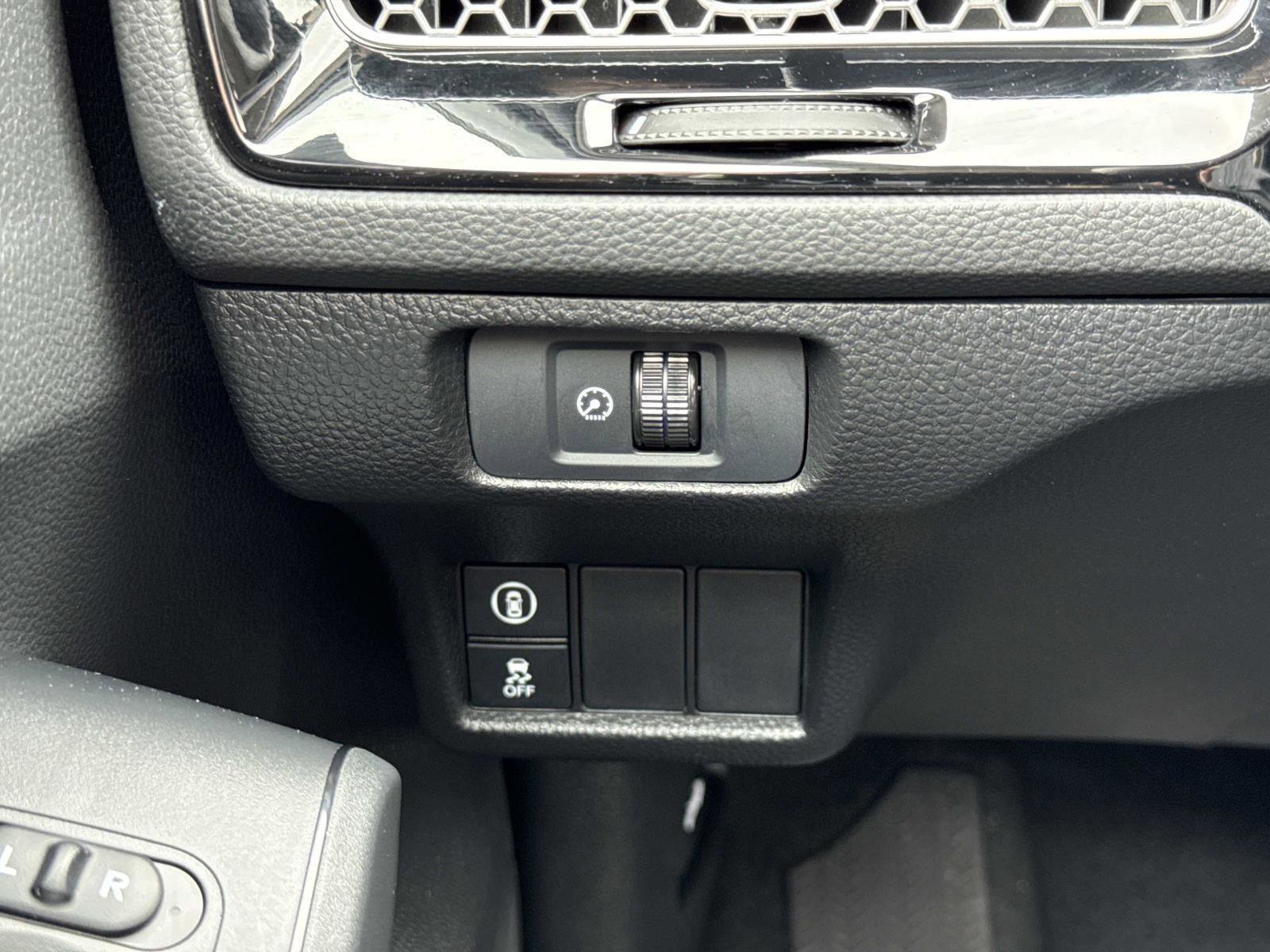 Used 2023 Honda Civic EX-L image 13