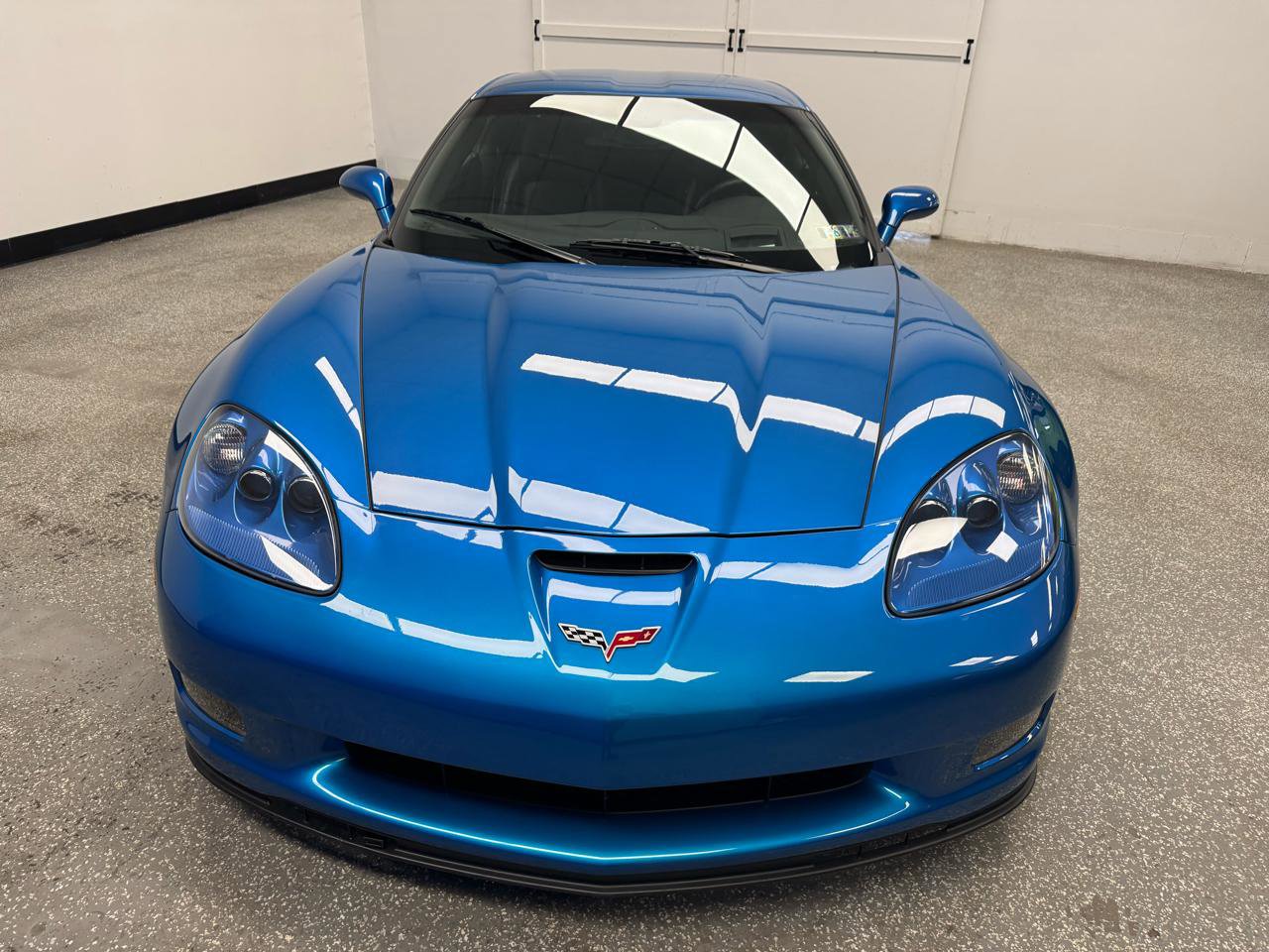 Used 2008 Chevrolet Corvette Z06 w/ Preferred Equipment Group image 2