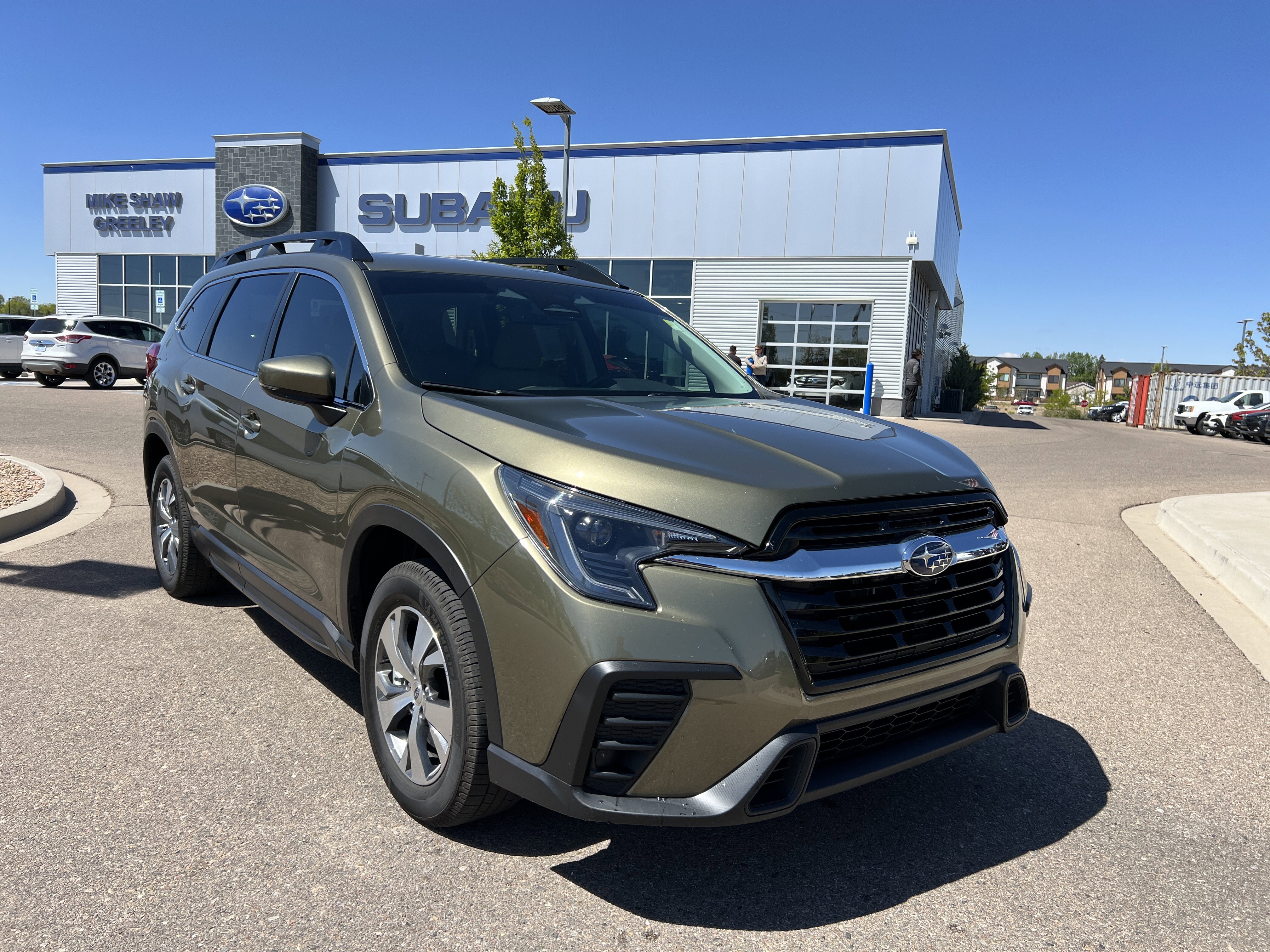 Used 2024 Subaru Ascent Premium w/ Convenience Package AWD/4WD image 6