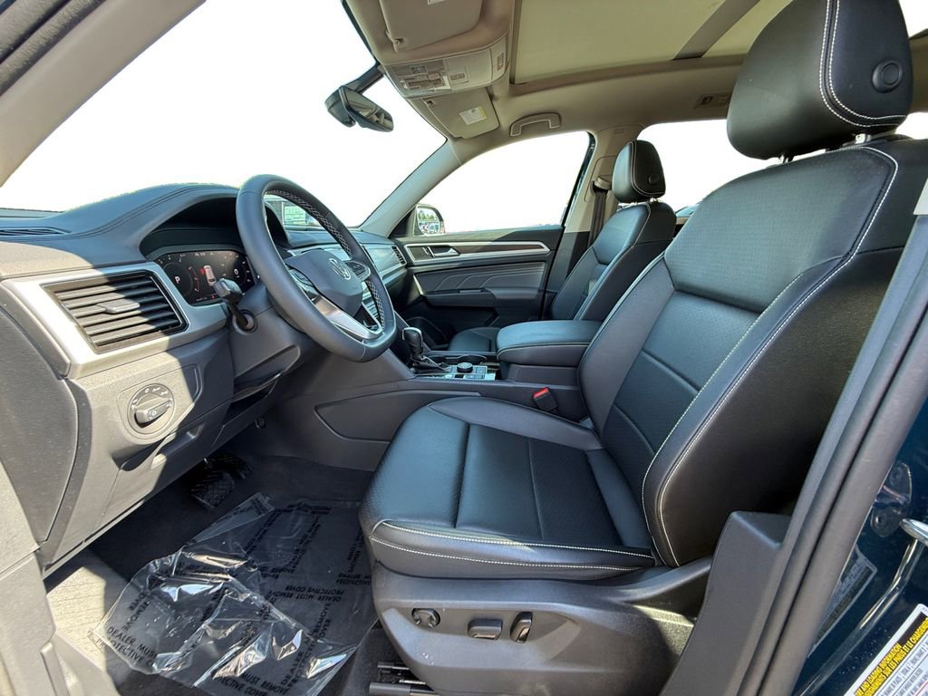 Used 2023 Volkswagen Atlas SE AWD/4WD image 9