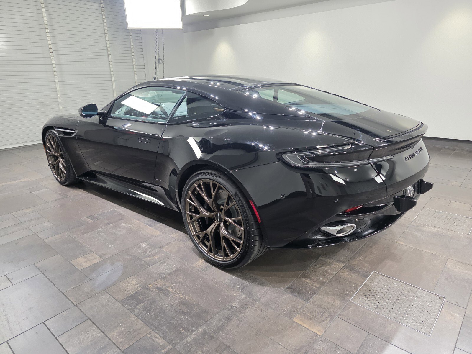 New 2026 Aston Martin DB12 Coupe image 2