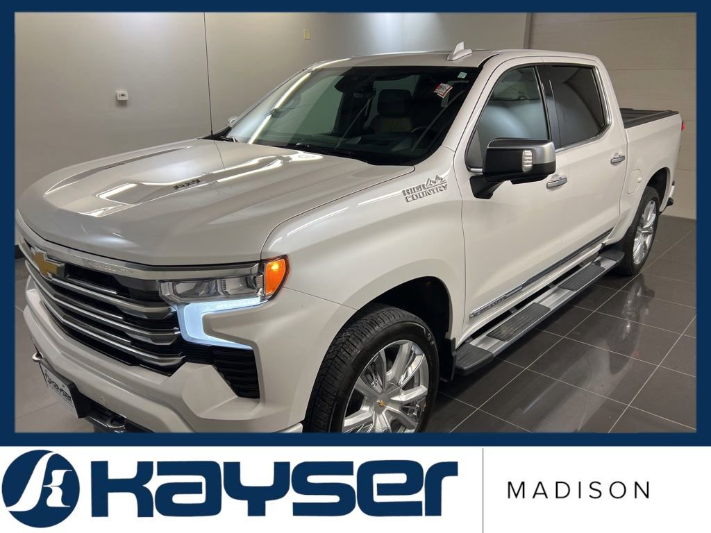 Used 2024 Chevrolet Silverado 1500 High Country w/ High Country Premium Package image 3