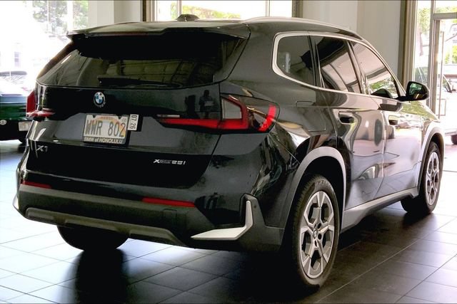 Certified 2023 BMW X1 xDrive28i w/ Convenience Package AWD/4WD image 6