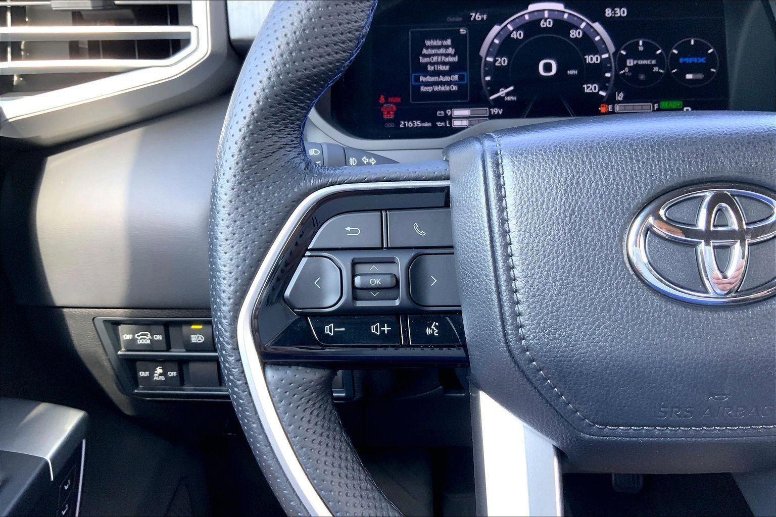 Used 2024 Toyota Sequoia Platinum AWD/4WD image 17