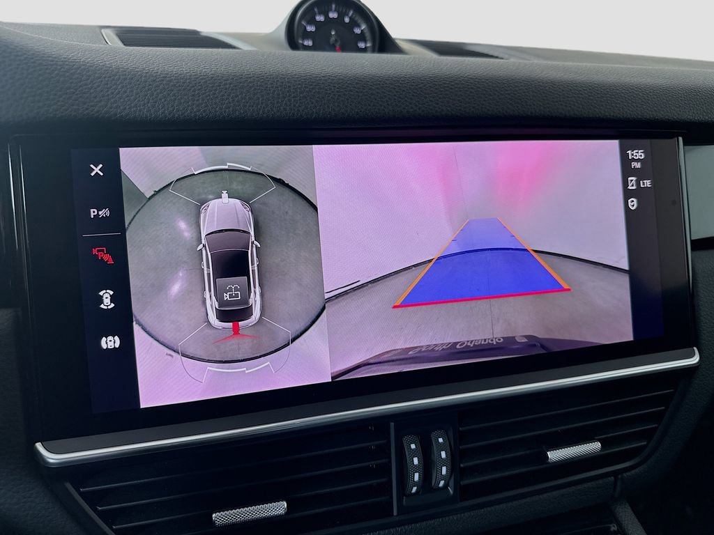 Certified 2022 Porsche Cayenne Coupe image 17
