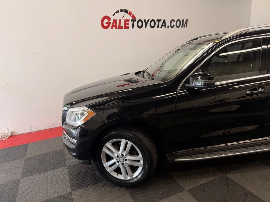 Used 2015 Mercedes-Benz GL 450 4MATIC image 4